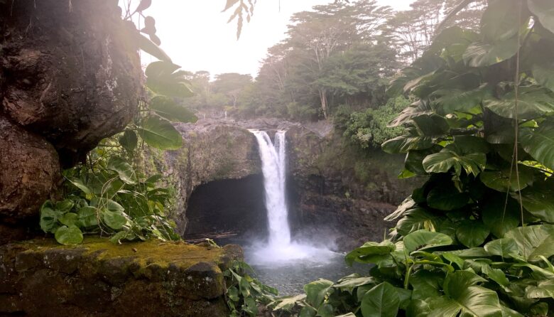 ハワイ島の滝『絶景パワースポット』で不思議体験をした話。-恐怖の 