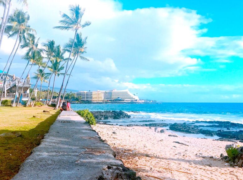 ハワイ島コナ観光 徒歩で アリイドライブ沿い 暇つぶし散策してみた ﾟ ﾟ