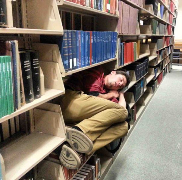 these-people-picked-the-weirdest-places-to-sleep-3.jpg